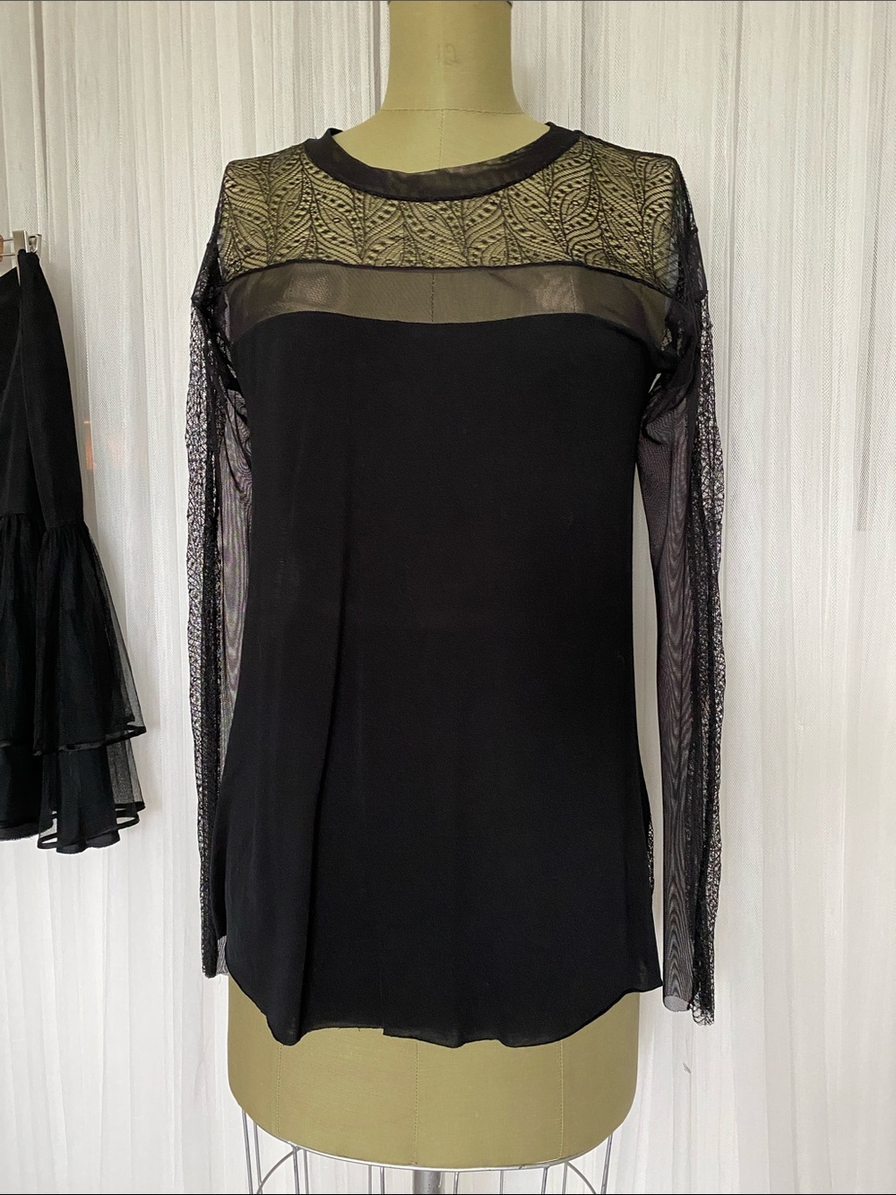 BCBG MAXAZRIA Lexi Sheer Lace Yoke Black Long-Sleeve Top Size M